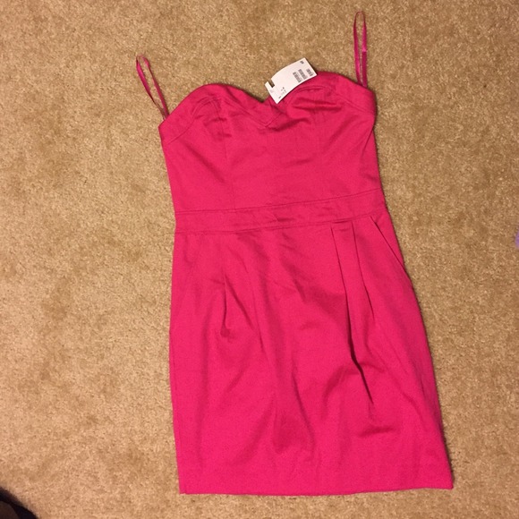 Magenta strapless dress