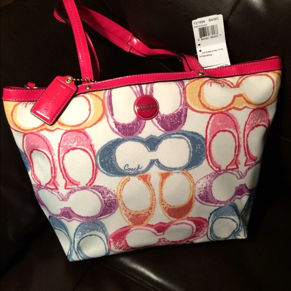 Sale...sale..sale... 👛🎈🎈💰 Now $75.