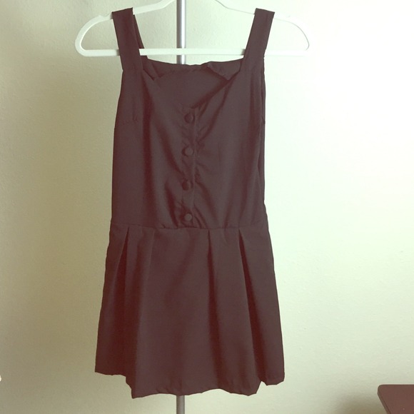 Jumpsuit but looks like dress - Picture 1 of 4