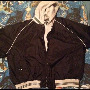Mens XL windbreaker/hoodie