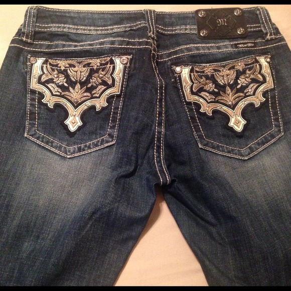Miss Me Denim - Capri pants