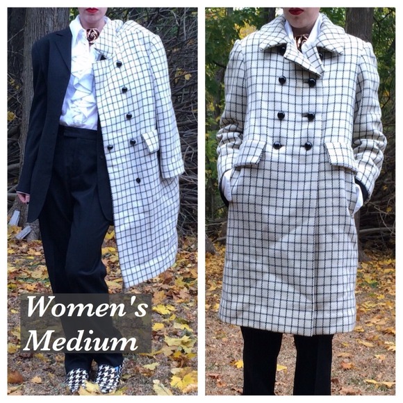 Jackets & Blazers - Vintage cream checked winter coat
