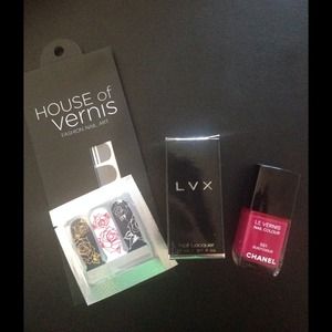 House of Vernis GIFTPACK TIME!!