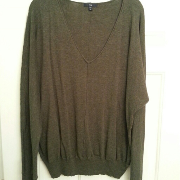 GAP dolman-sleeved sweater