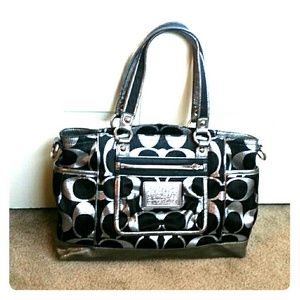 ~Authentic Coach purse~