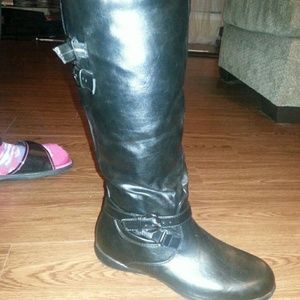 Black Stylish Faux Leather Boots