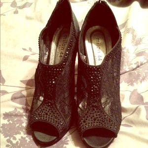Black lace rhinestone heels