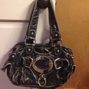 Fabulous Guess black leather handbag