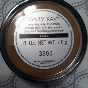 Market Kay mineral foundation