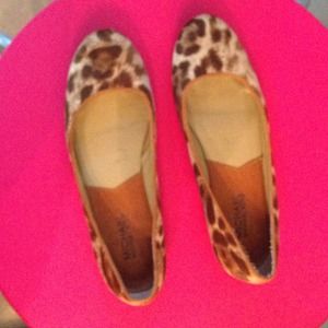 Michael kors leopard flat