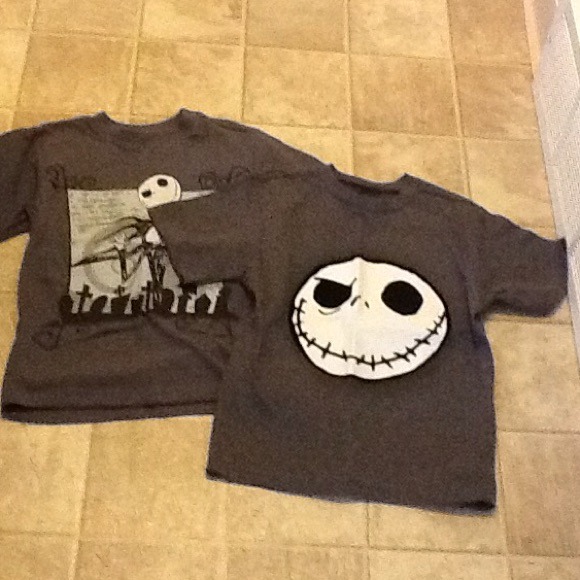 Boys xs(4) Nightmare Before Christmas t-shirts