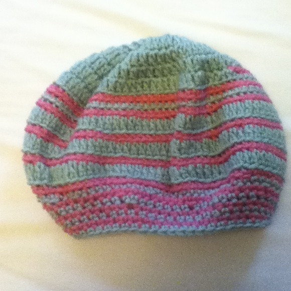 Homemade crocheted hat and scarf - Picture 2 of 3