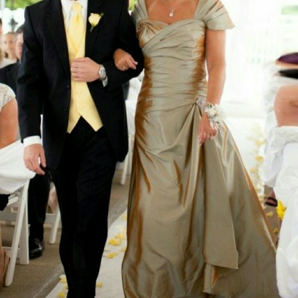 *Mother of the Bride or Formal Gown