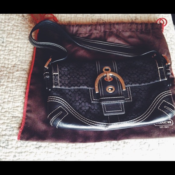 COACH handbag - Picture 1 of 2