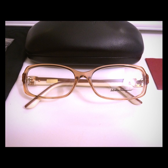 Salvatore ferragamo glasses