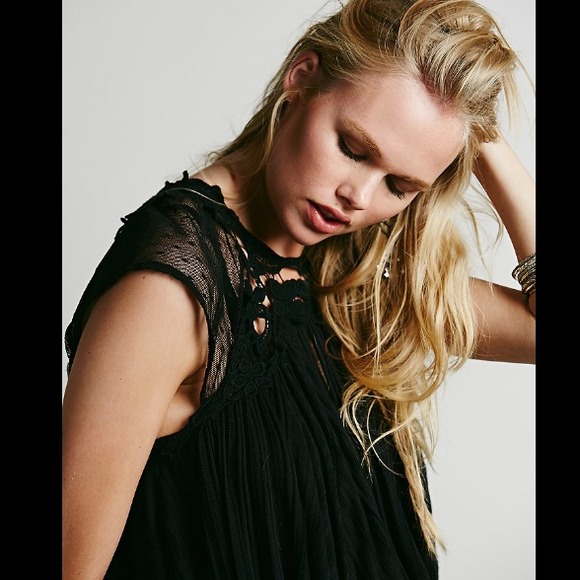 💜bundled Free People Stars Align Top in black - Picture 3 of 4