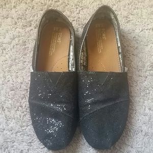 Black glitter Tom's