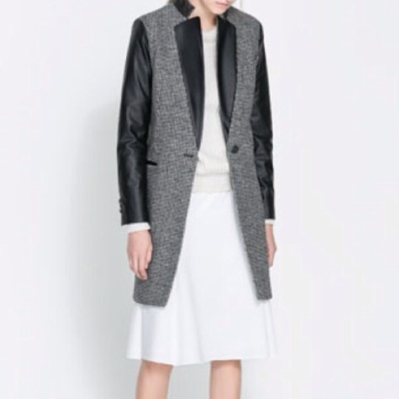 Zara Jackets & Blazers - 🎉HOST PICK🎉Zara coat