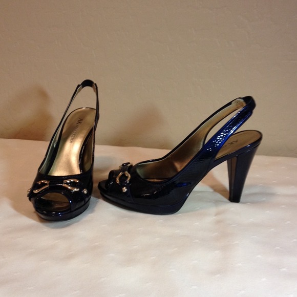 Navy blue slingbacks