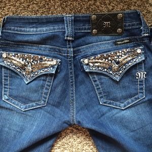 Miss Me - embellished jeans