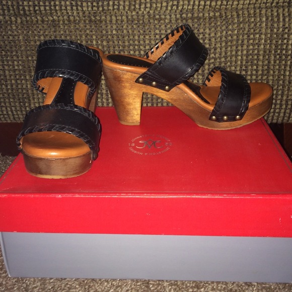 Johnston and Johnston Justine slides 6.5