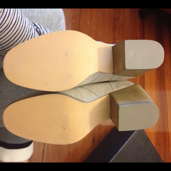 *Reduced* Matiko monte boots - Picture 3 of 4