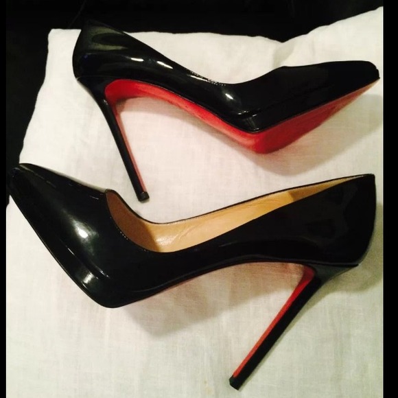 ❌TRADED❌ Patent leather Pigalle pumps - Picture 2 of 4