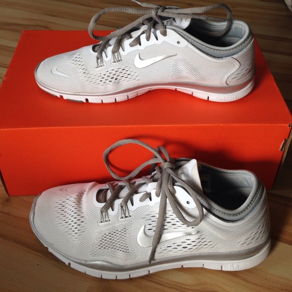 PRICE REDUCED!!!! Nike free 5.0 TR Fit 4 shoes