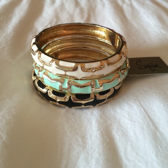 Colorful stackable bangles - Picture 2 of 2