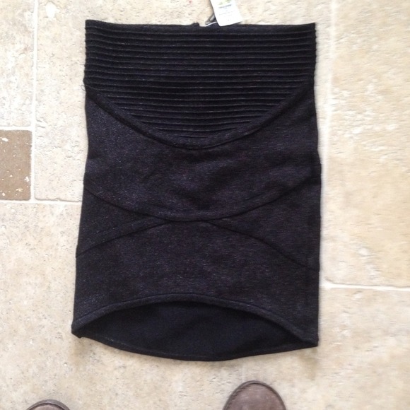 New Bebe skirt
