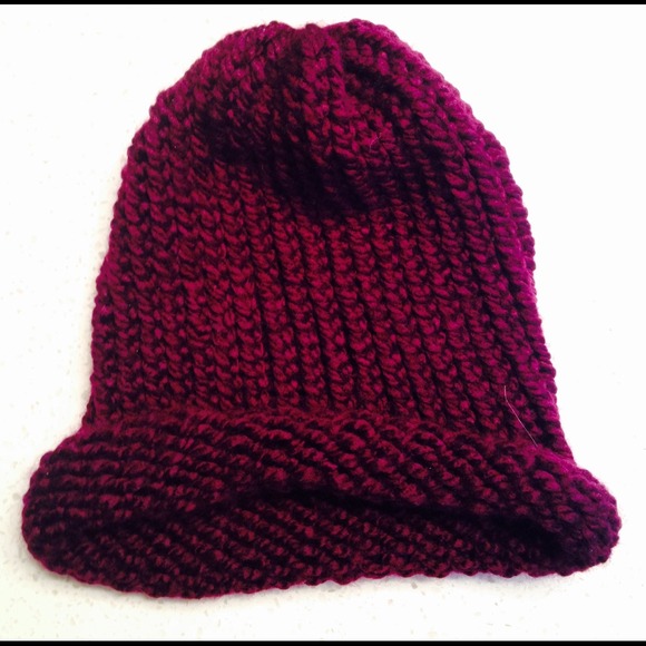 Maroon beanie