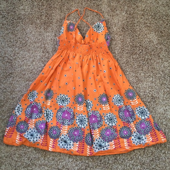 Racerback style dress sold - Picture 2 of 2