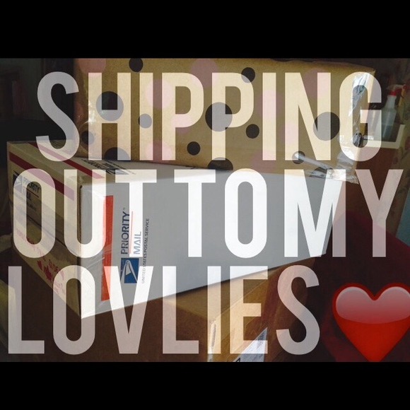 SHIPPING PRODUCTS❤️❤️