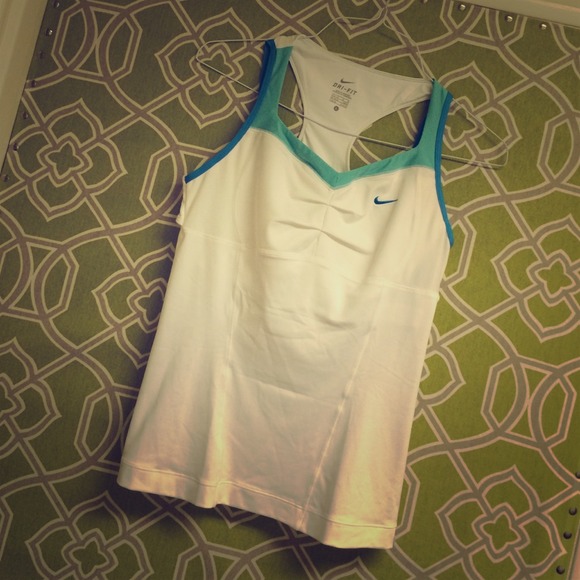 Nike Dri-Fit tennis tank