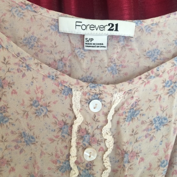 Floral tanktop - Picture 2 of 4