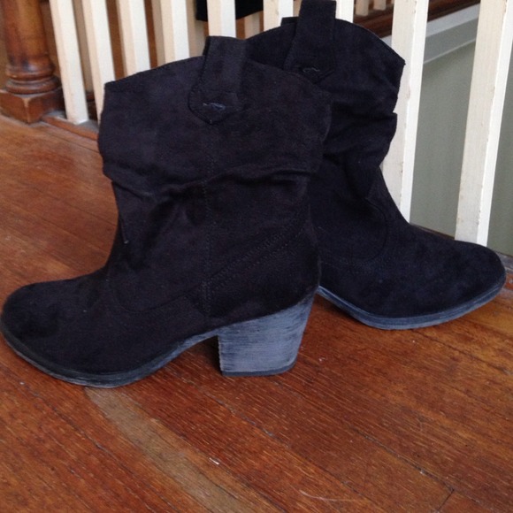 Black boots