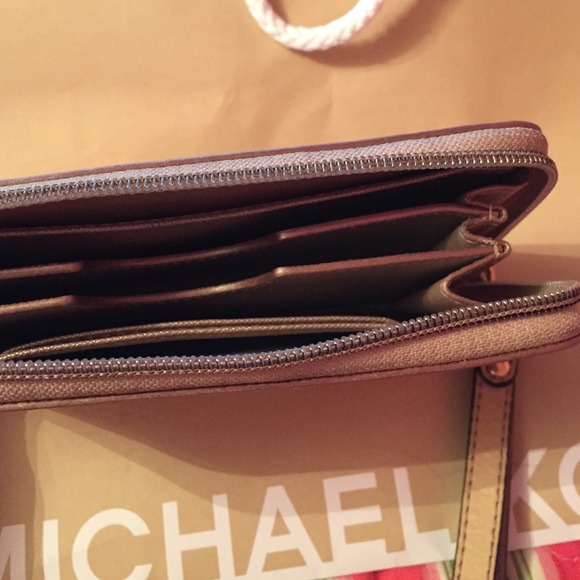 Michael Kors rose gold wristlet!! 100% authentic!! - Picture 3 of 3