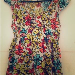 Floral hollister shirt