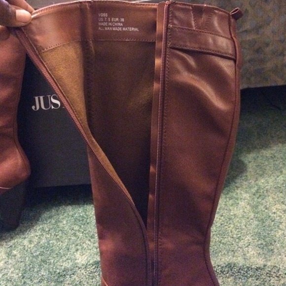 Brown boots *SOLD* - Picture 3 of 4
