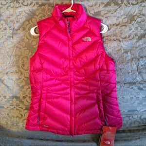 Medium Pink North Face Vest (never used)