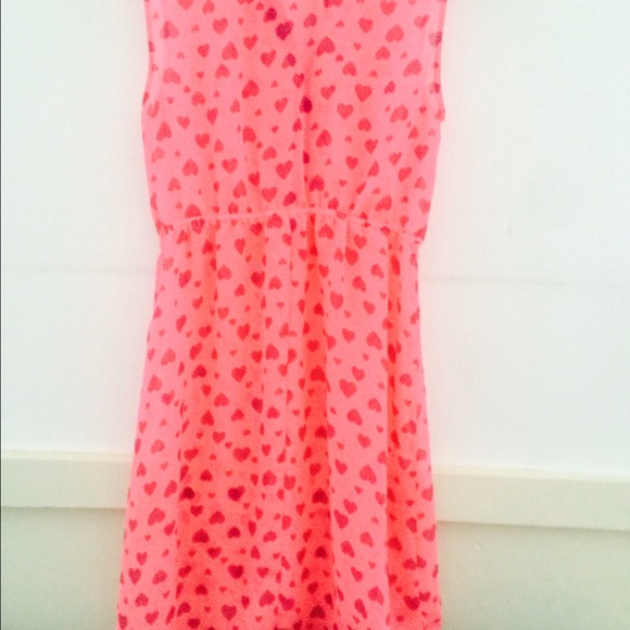 Pink heart dress - Picture 2 of 2
