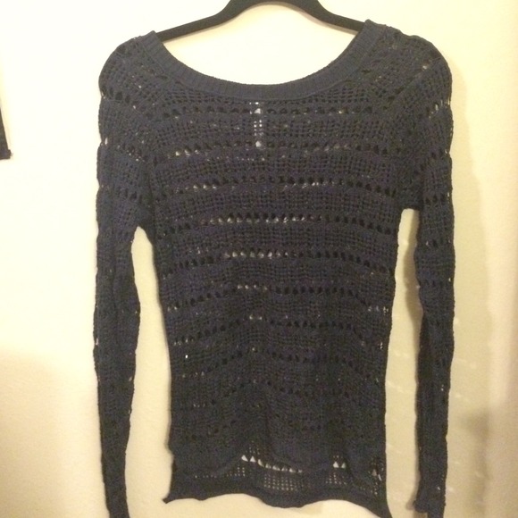 Dark blue Aeropostale sweater 💙