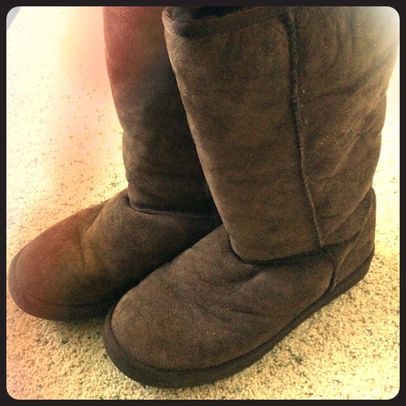 Dark brown Ugg boots