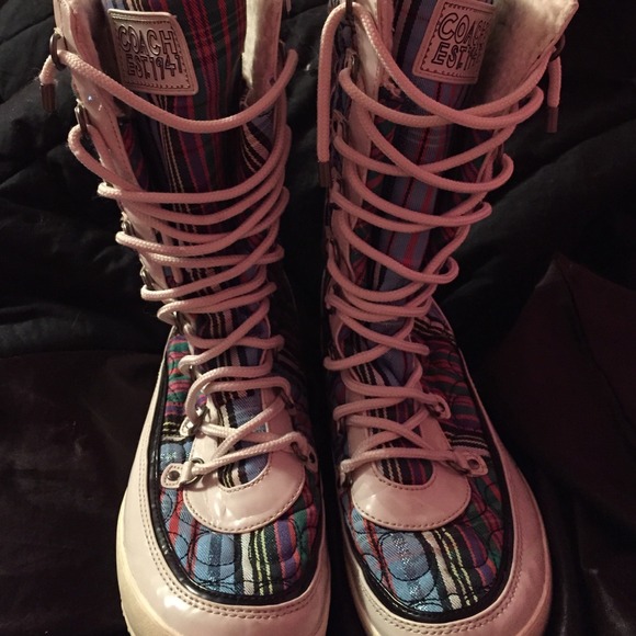 Coach snow boots! 100% authentic! - Picture 2 of 4
