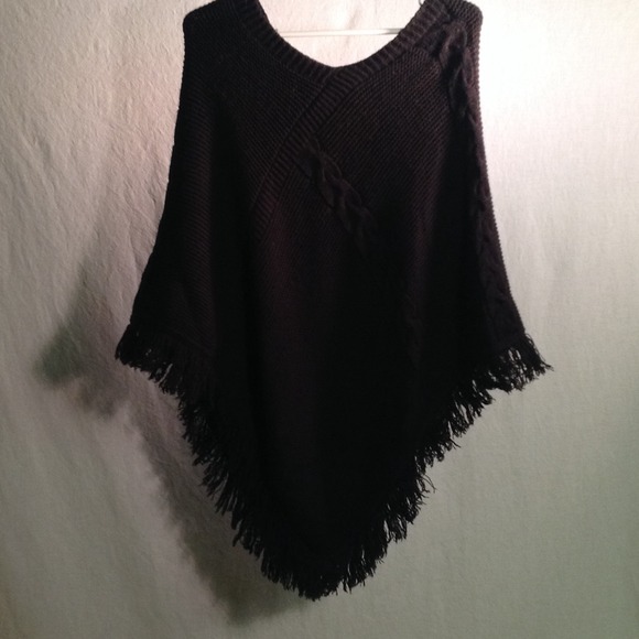 ZN Black Poncho Knit Pattern and Fringe