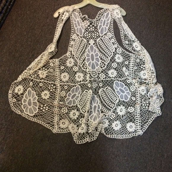 🌻Knitted Vest🌻 - Picture 3 of 4