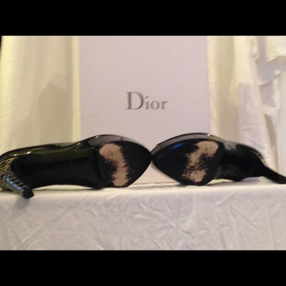 TRADED W/ Fallon 1001 ..DIOR 890$ LIMITED EDTION - Picture 3 of 4