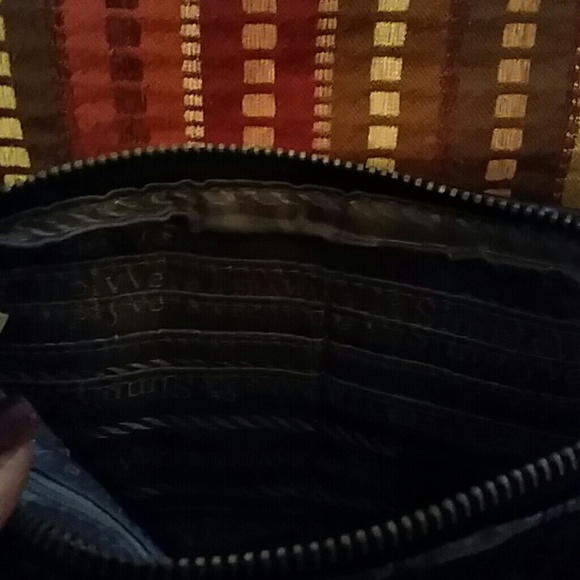Clutch - Picture 2 of 2