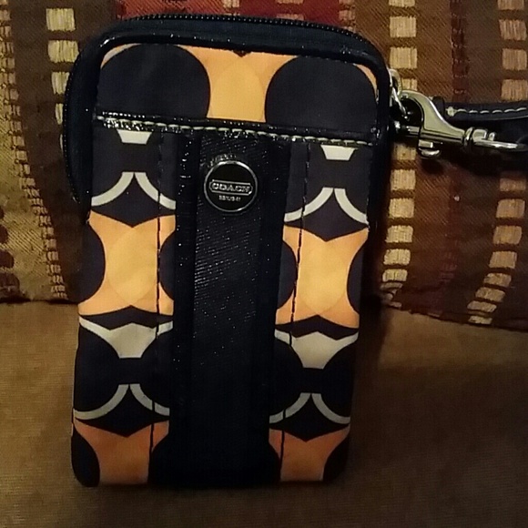COACH Cellphone/Card Holder - Picture 2 of 3