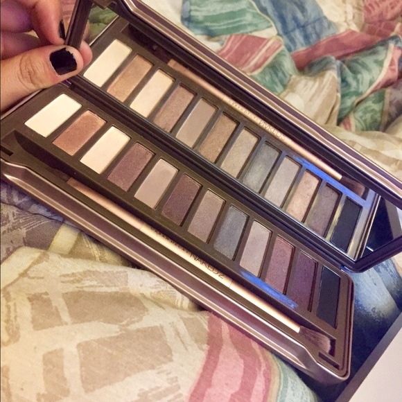 Naked 2